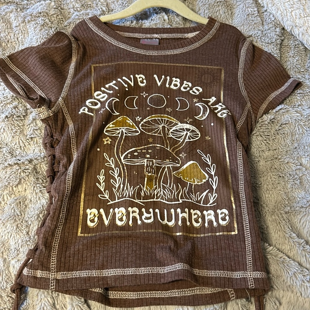 No boundaries shirt